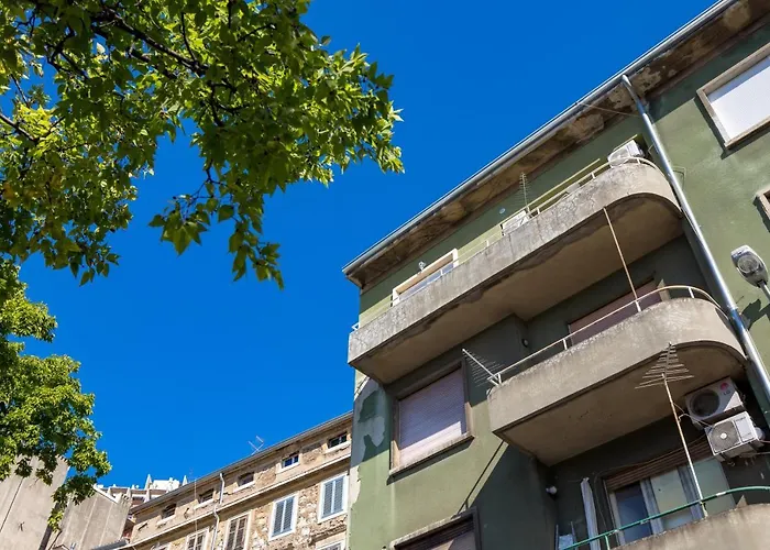Balcony Pampas By Book-rijeka Appartamento *