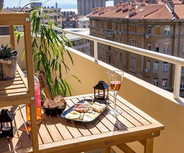 Appartamento Balcony Pampas By Book-rijeka *