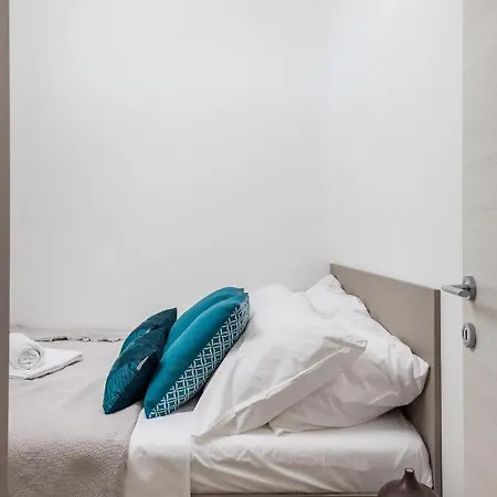 Apartment Balcony Pampas By Book-rijeka *